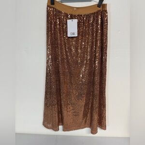 DR2 Daniel Rain Skirt Size Medium Sequin MIDI Lined Pull On Copper Rose
